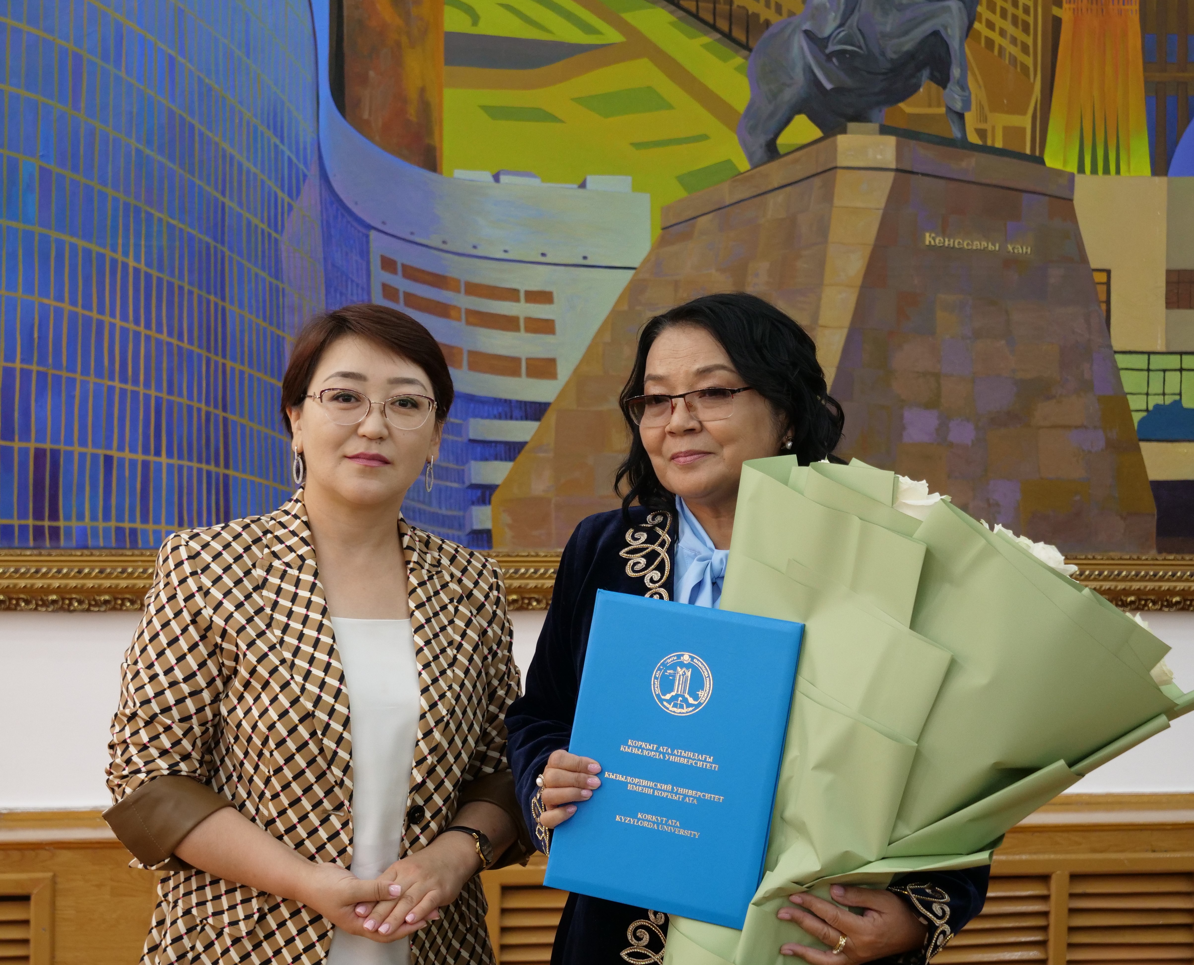 Қара адам сұлуды трафиктенді Қынаптың ішінен эякуляция